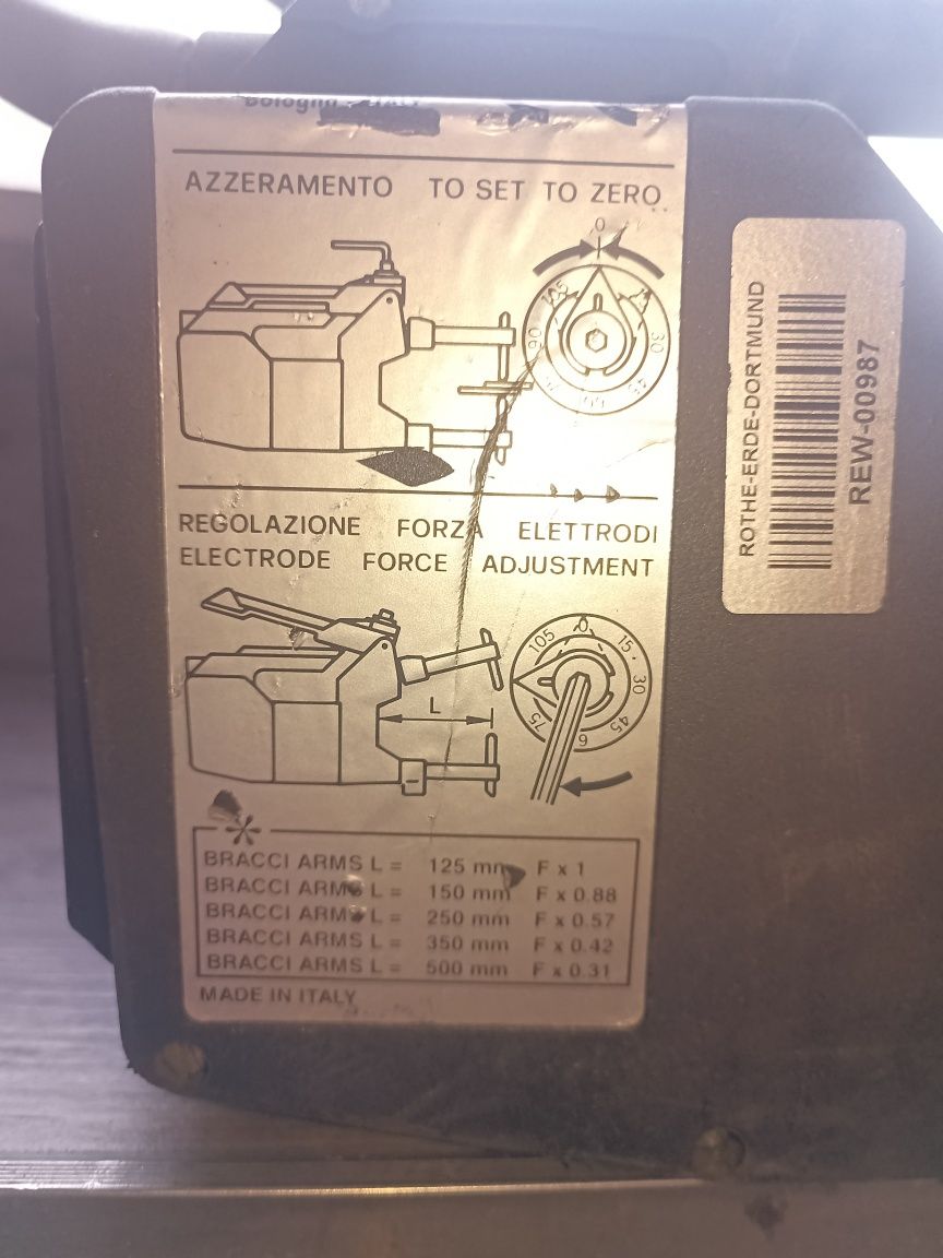 Zgrzewarka kleszczowa TECNA