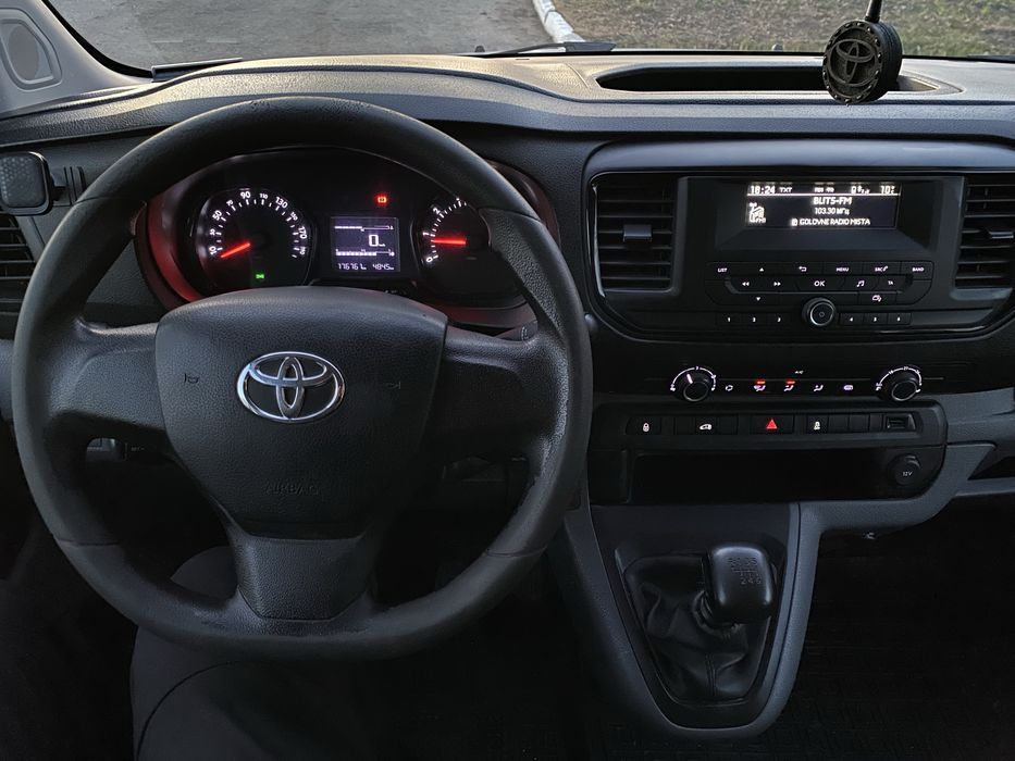 Toyota Proace 2017 рік 2.0 Дизель гарний стан Обмін
