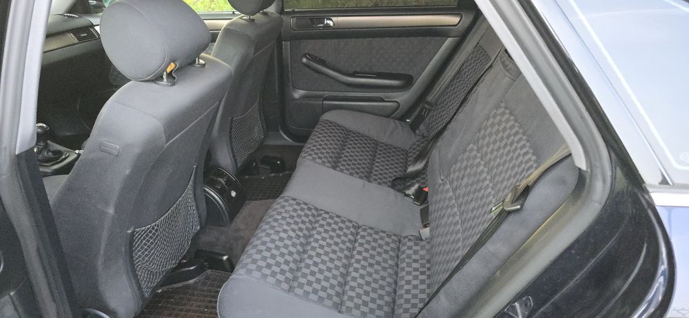 Audi a6 c5 2.5V6 bardzo ładna. Stan bardzo dobry