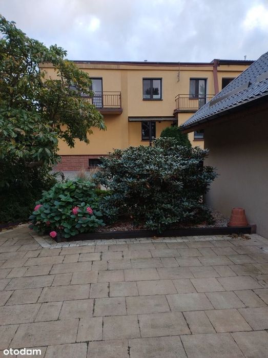 Dom w zabudowie bliźniaczej Lębork ul. Lipowa (k. Sanepidu)