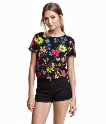 Яскрава Фудболка H&M зі 100 віскози