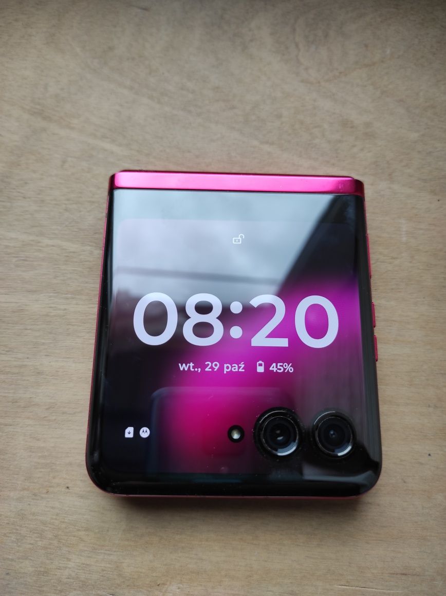 Motorola raz 40 ultra,3miesiacebw uzyciu