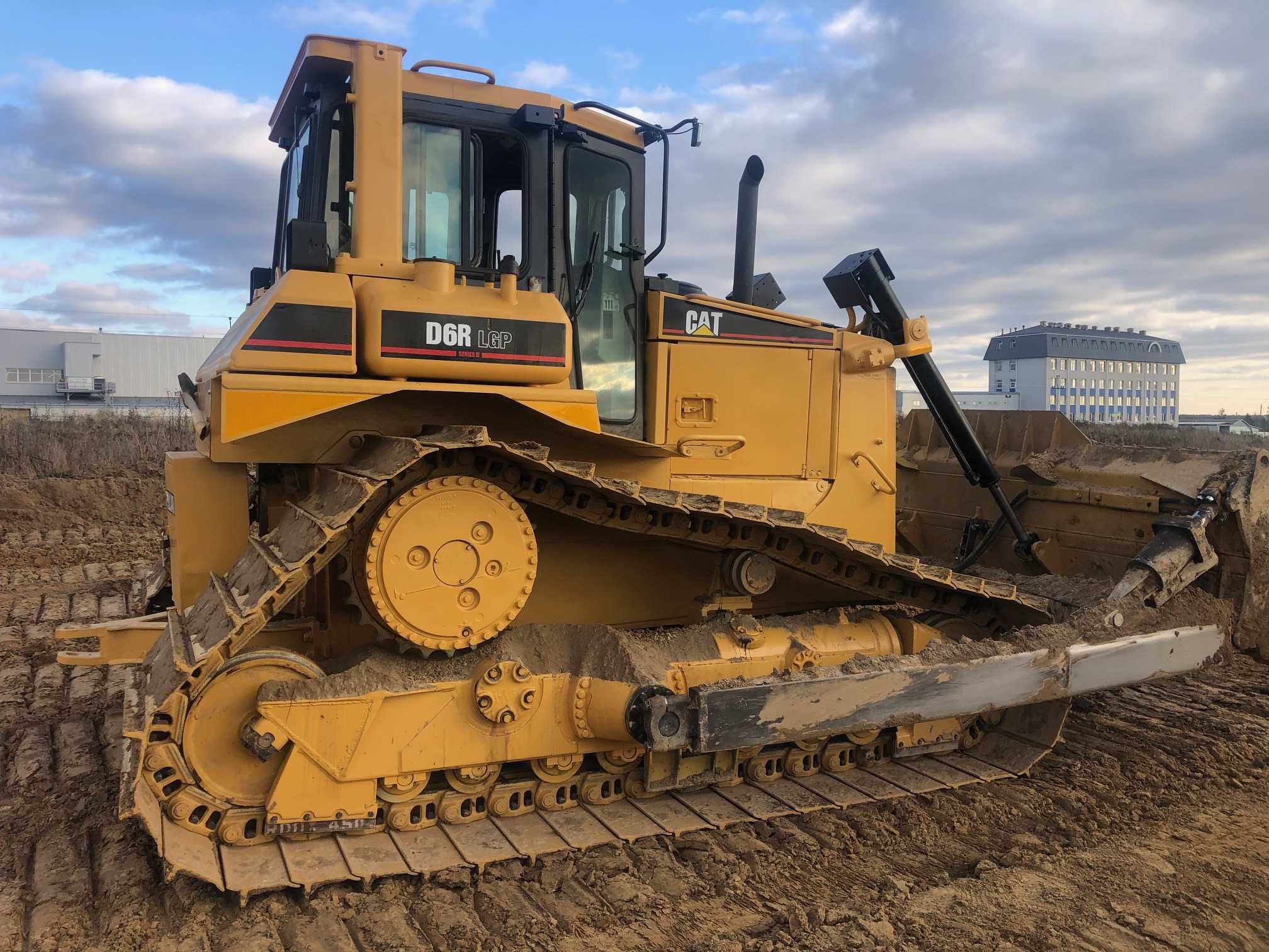 Аренда услуги бульдозера CAT D6 R , Оренда послуги бульдозера CAT D6 R