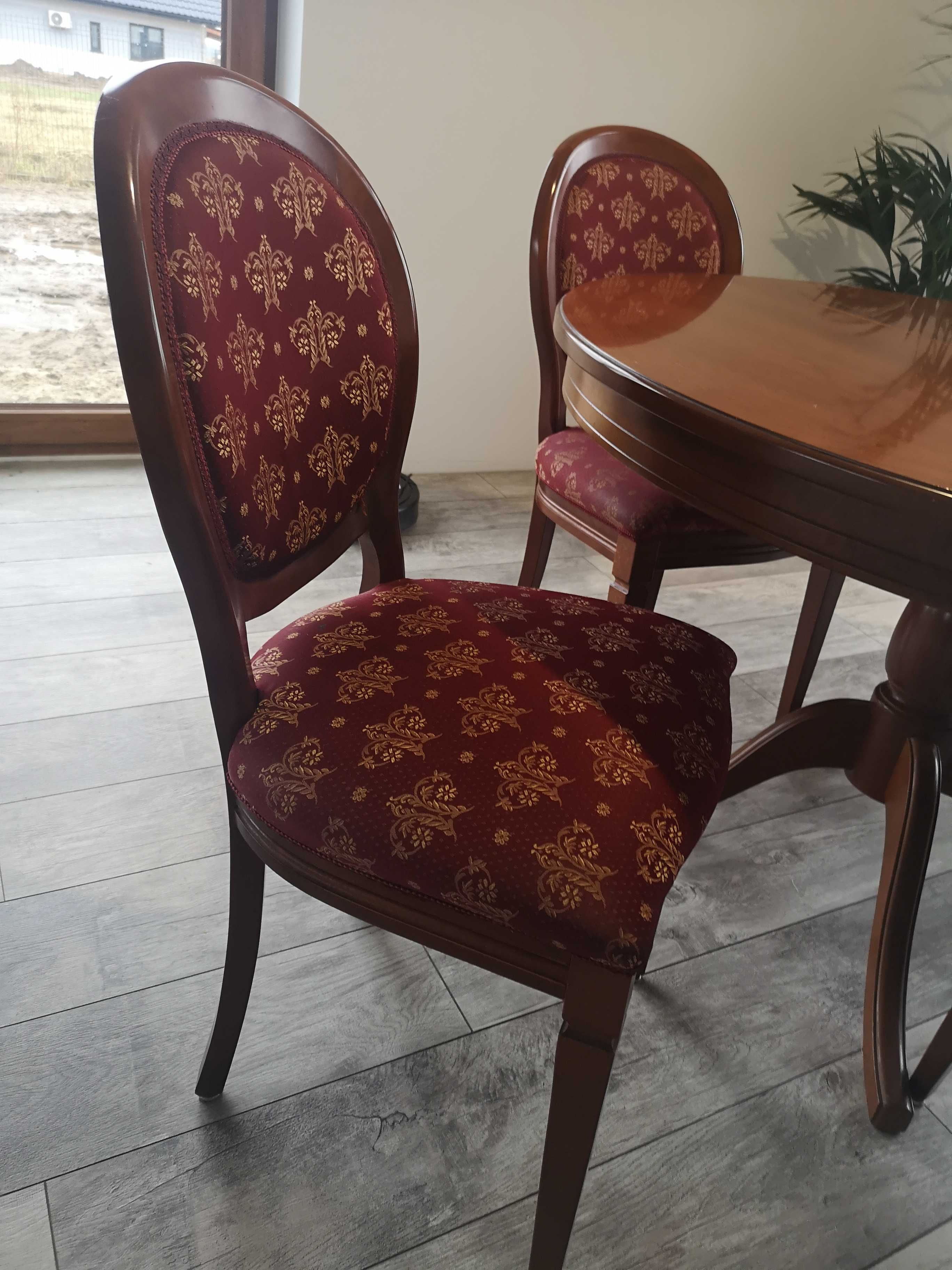 Zestaw stół i  4 krzesła