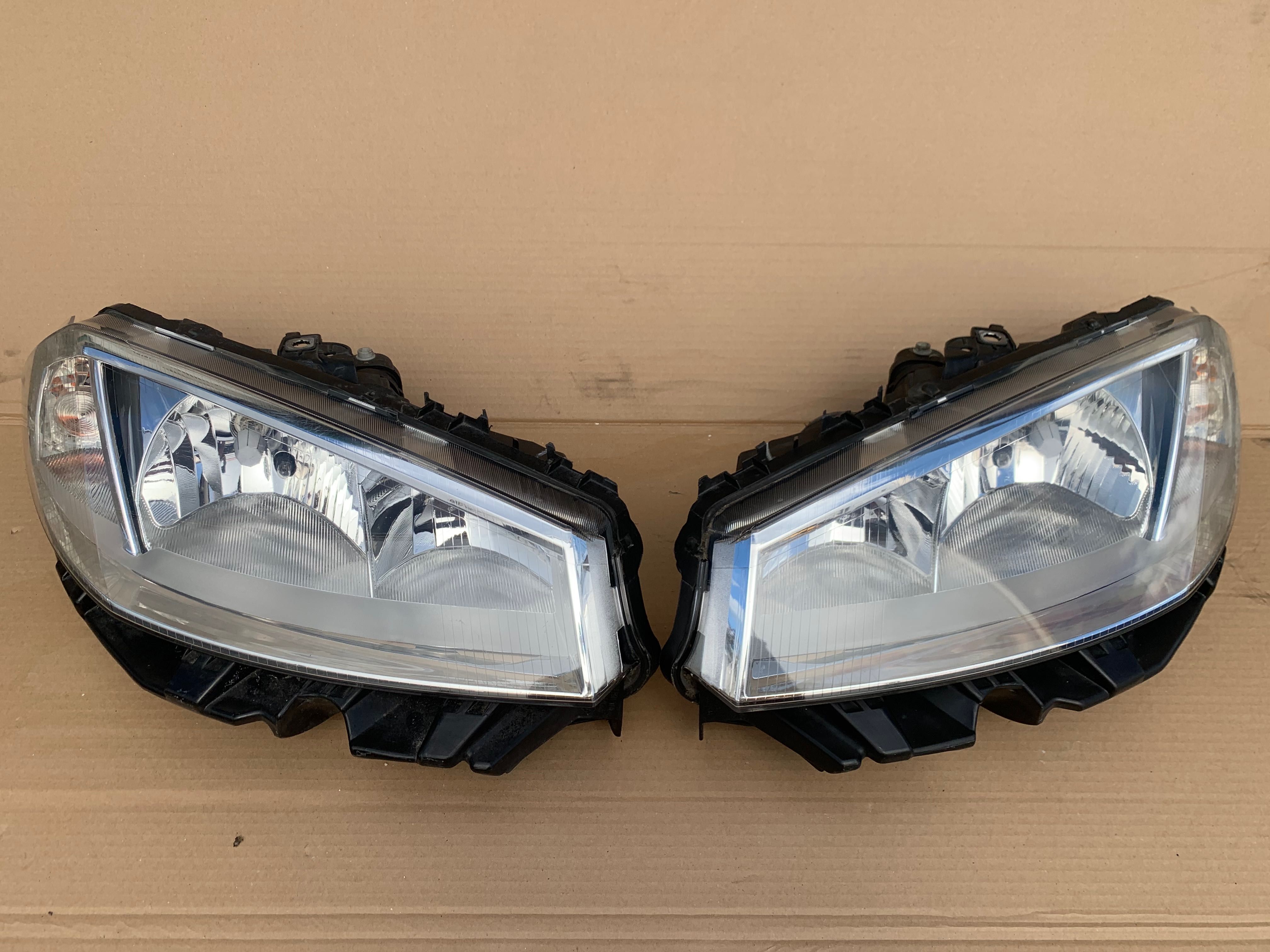 Lampy przednie przud Reno Megan 2 Lewa prawa Cana za st