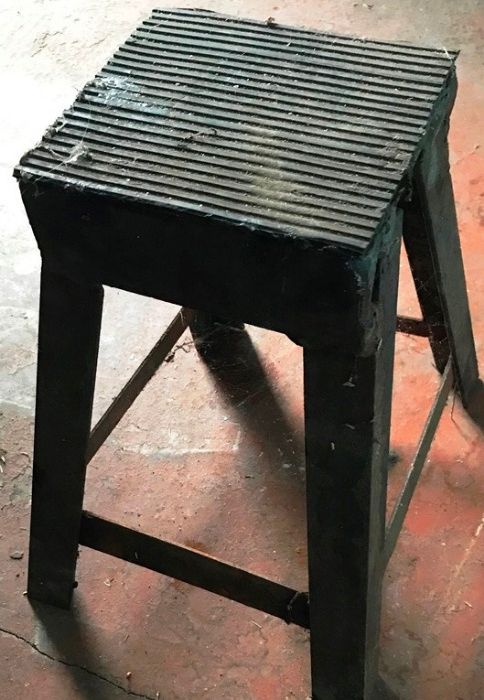 Подставки из уголка для машины, дома, гаража.