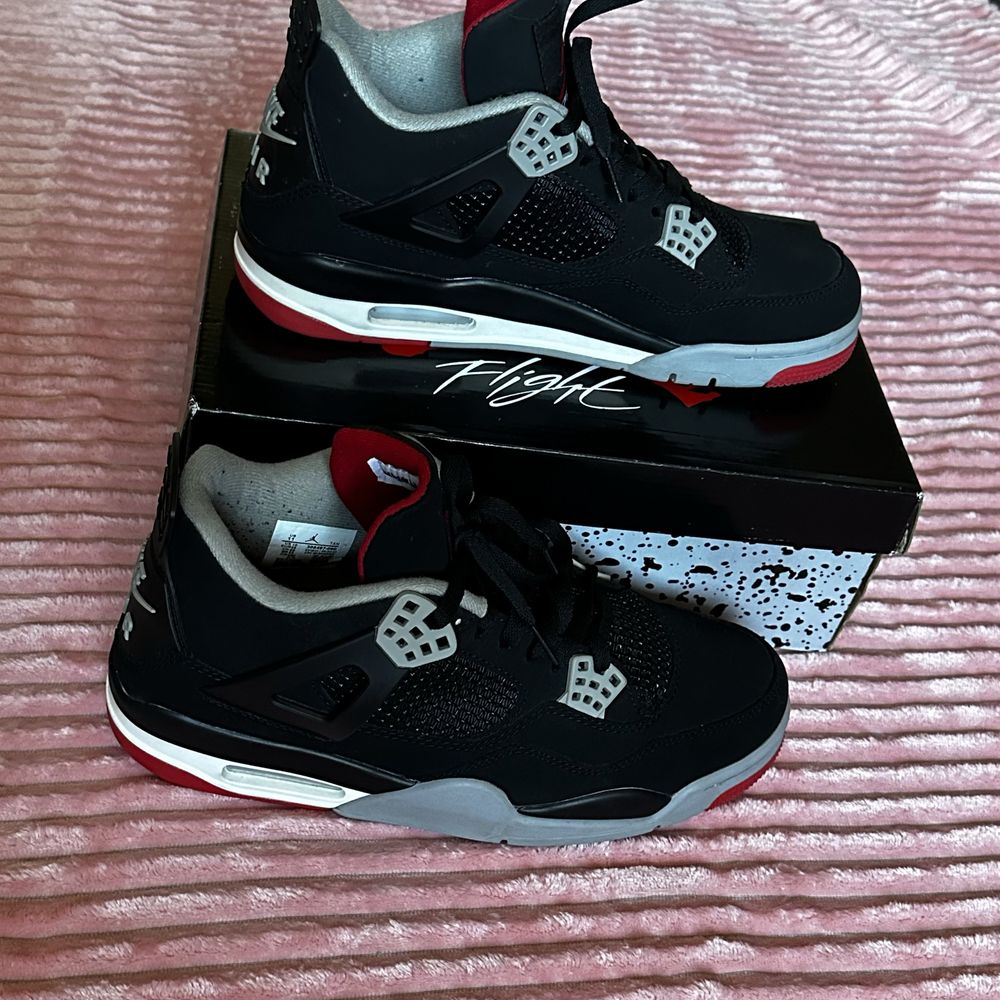 Air Jordan 4 retro black/red