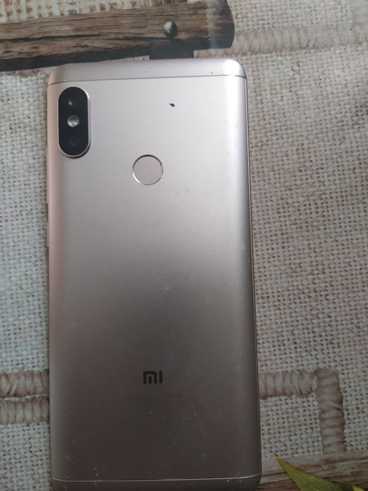 Телефон Redmi Hote 5