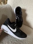 Кросівки Nike оригінал 37,5 EUR розмір ( 23,5 см устілка)
