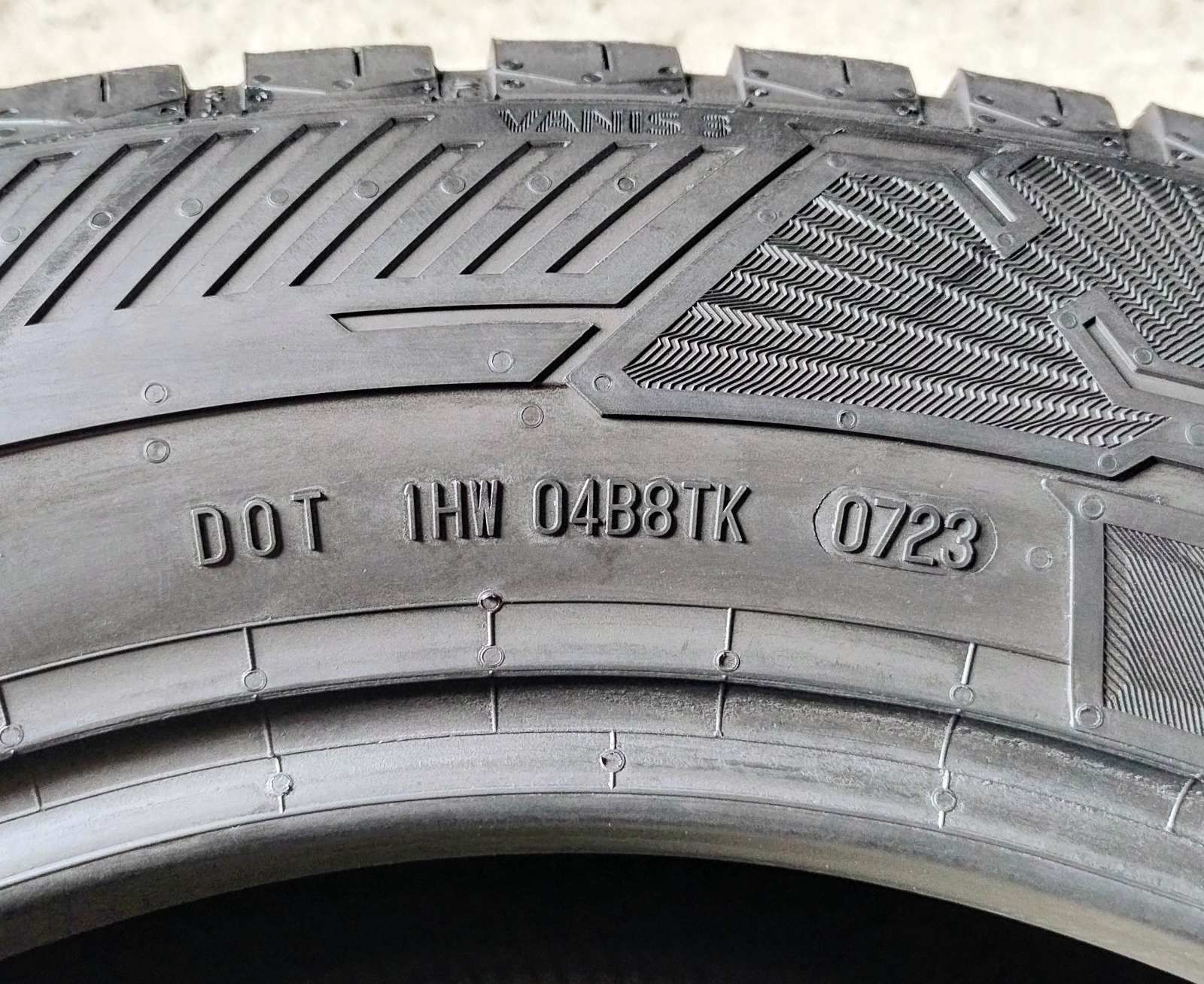 Шини літні R17C 235/60 Barum Vanis 3