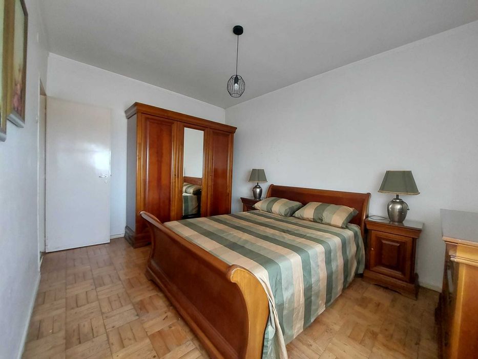 Apartamento para arrendar T3 em Santa Iria da Azoia