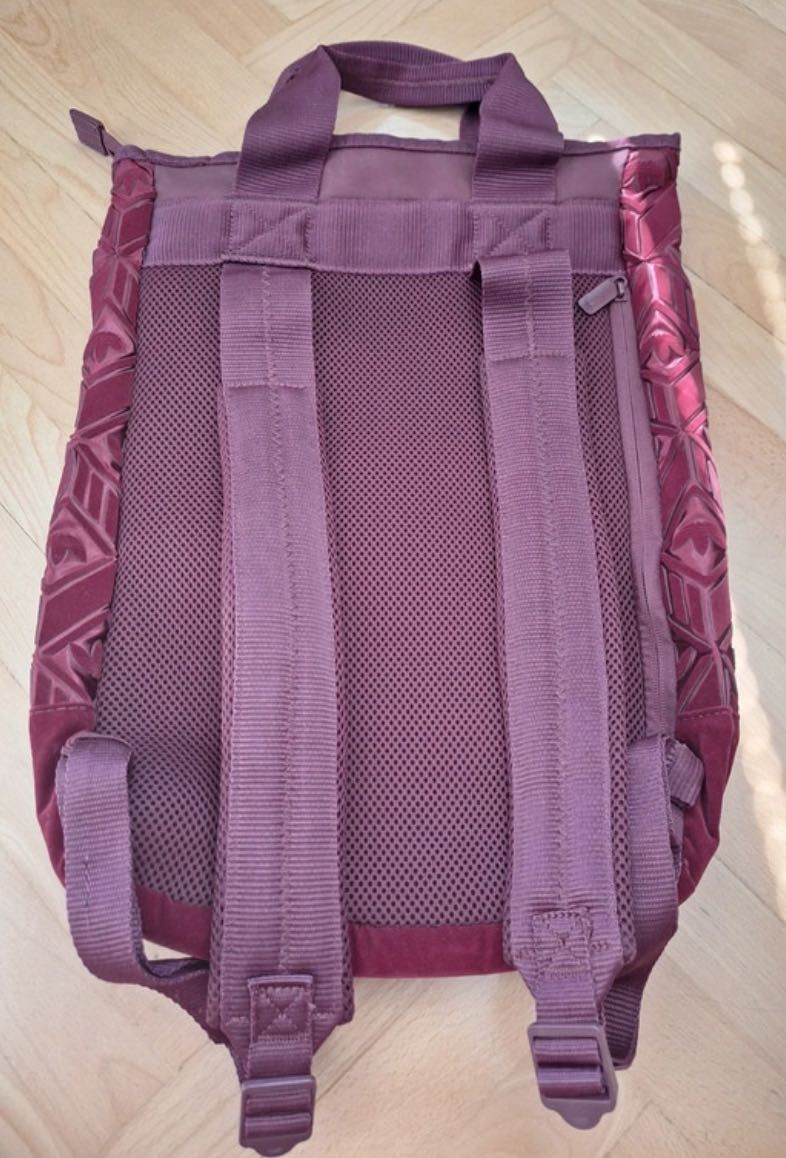 adidas Backpack H32379, plecak bordowy duży