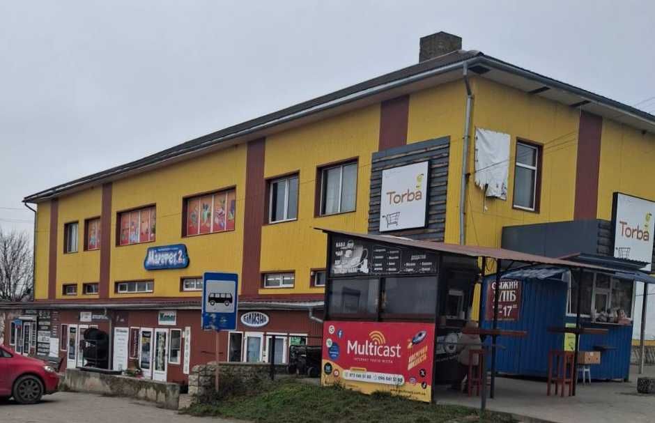 Здається в оренду комерційне приміщення в універмазі с. Мізоч