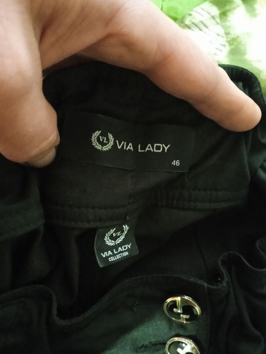 Брюки жіночі стильні