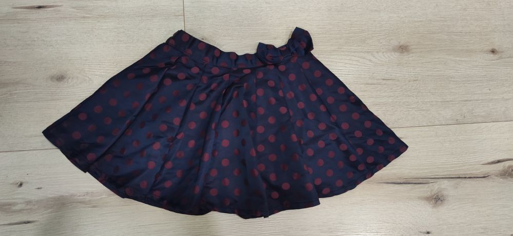 Spódniczka w kropki