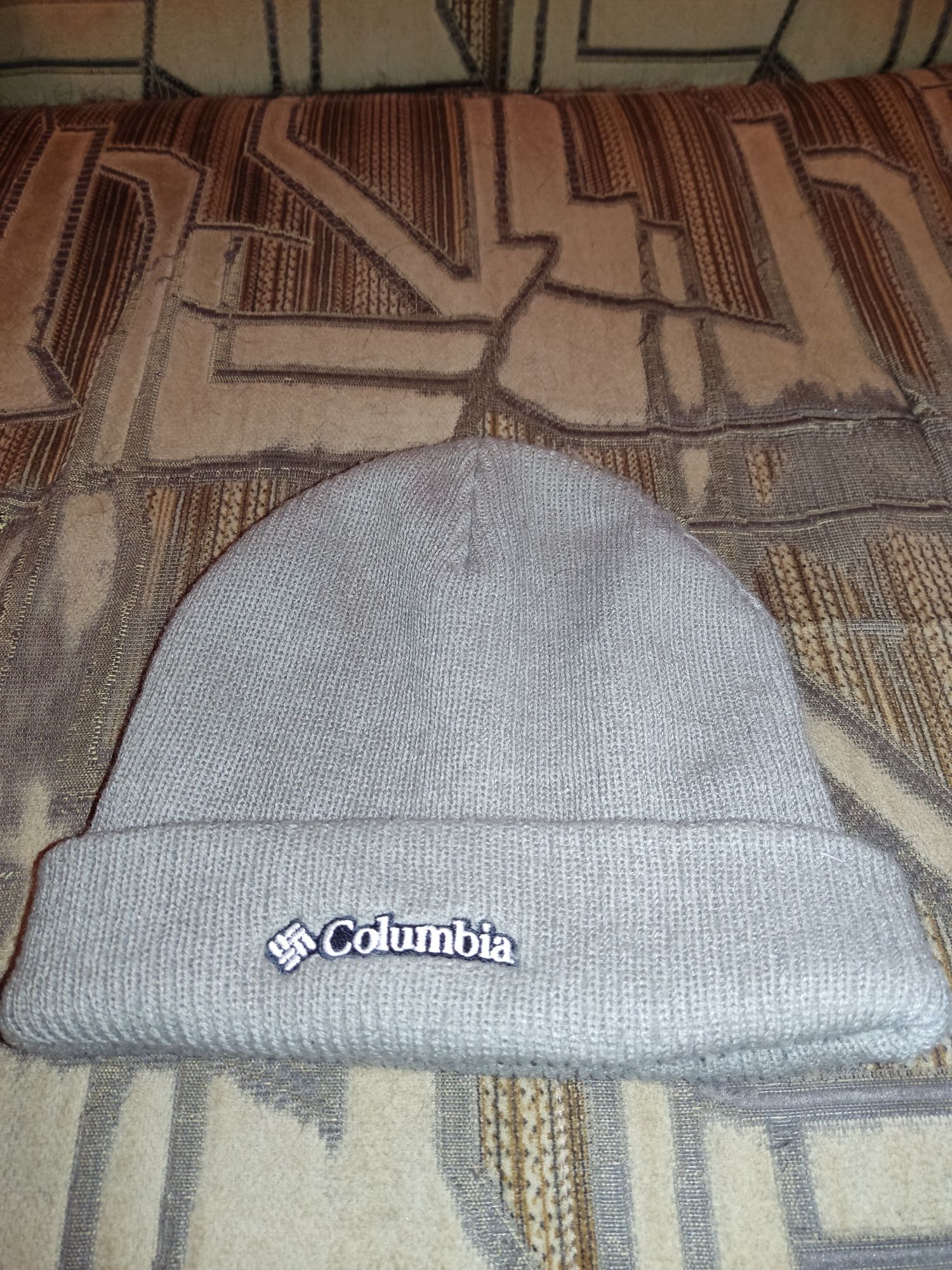 Продаются шапки и лыжные подшлемники Columbia, The north face