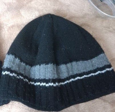 Шапка мужская,зимняя,на флисе.