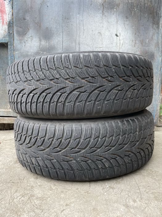 Продам резину з дисками Mercedes-Benz Vito 205/60 R16