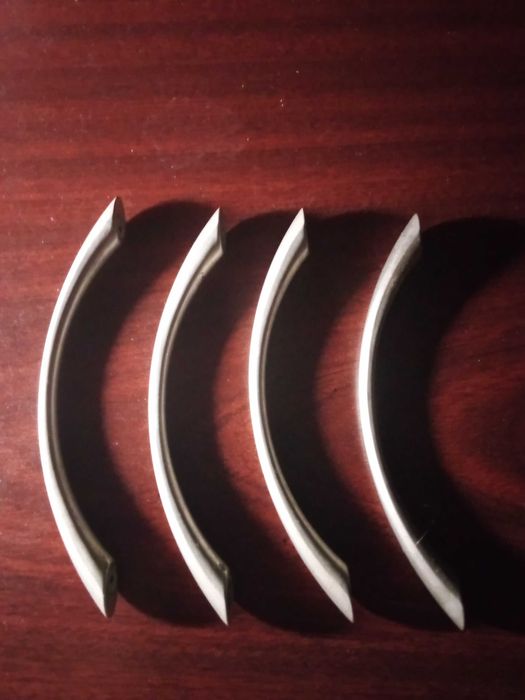 Мебельные ручки.