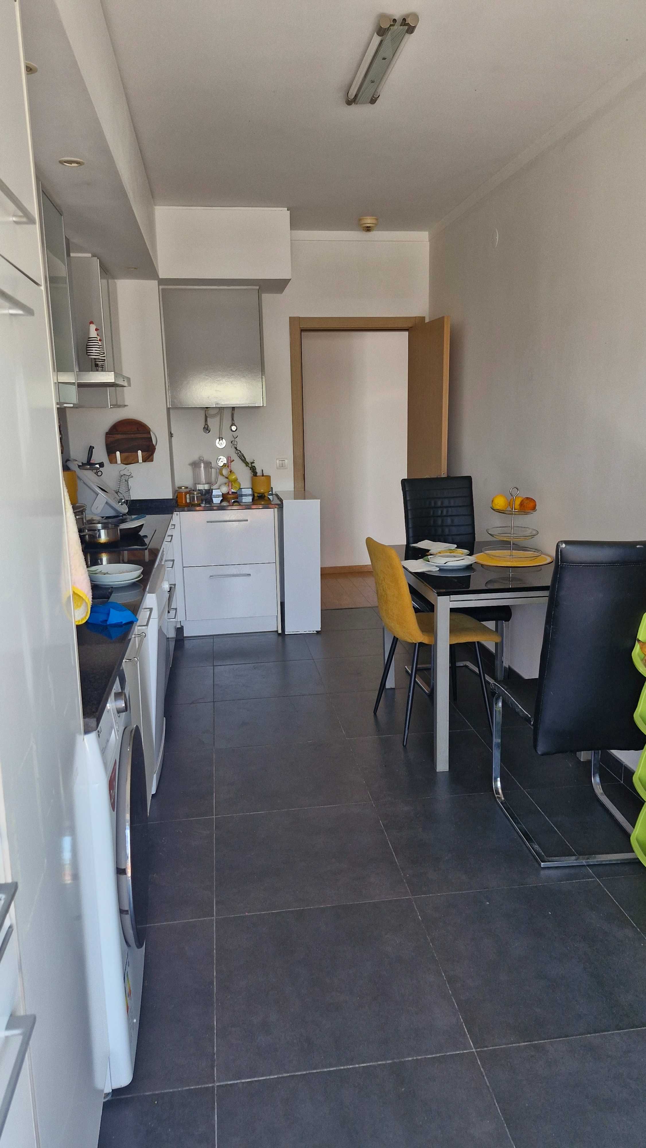 Vende-se OPORTUNIDADE ÚNICA!   Apartamento T3 com vista mar em Sines