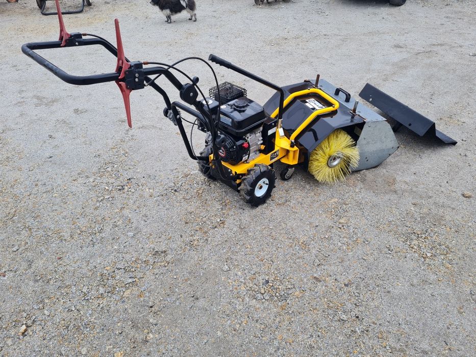 Zamiatarka odśnieżarka LUMAG KM600 kosz pług