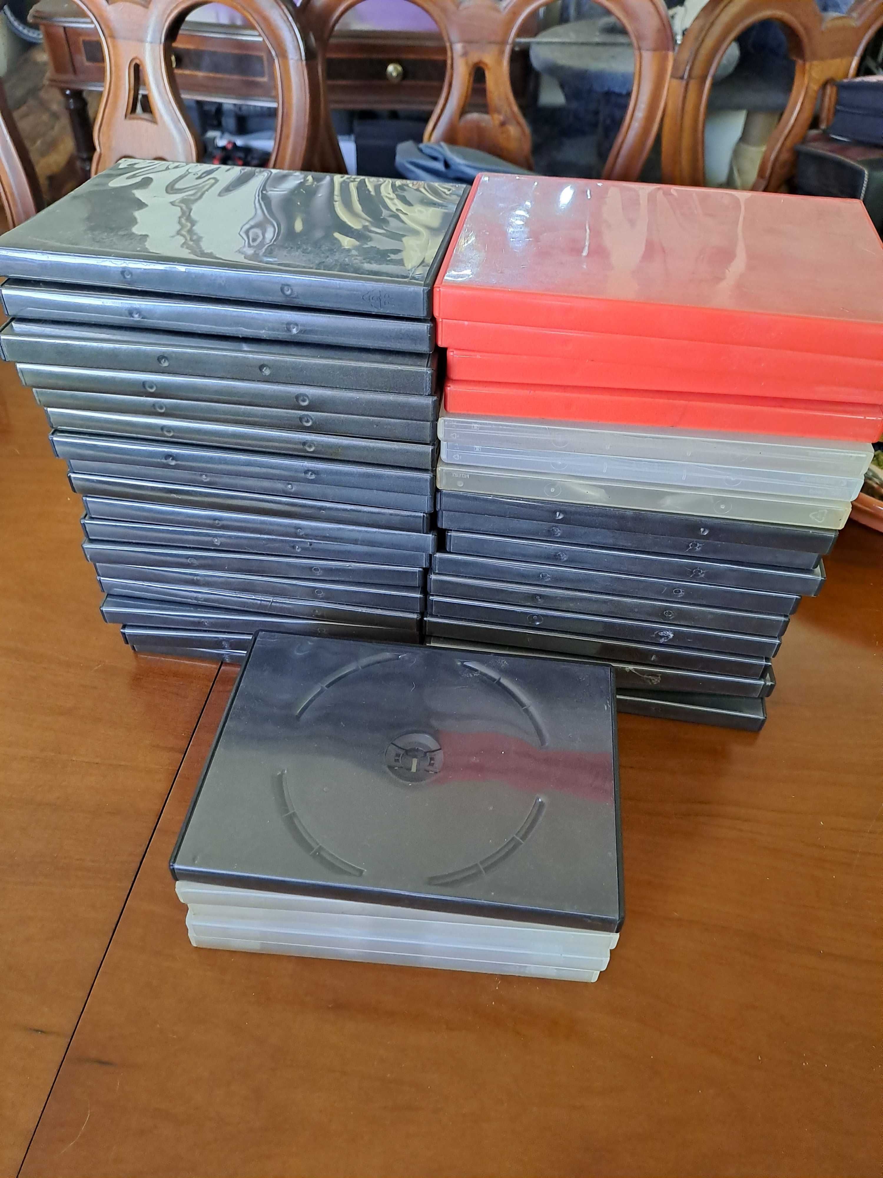 39 x caixas de DVDs