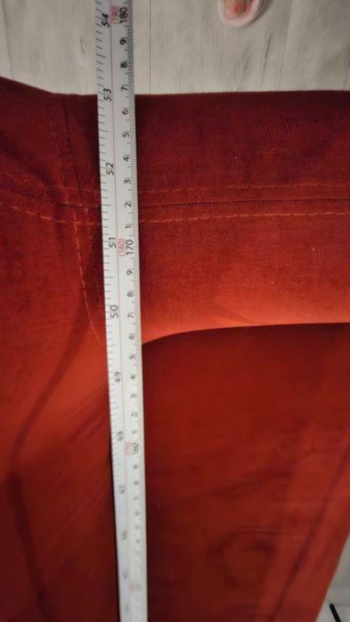 Kanapa , piękny kolor, podnóżek GRATIS