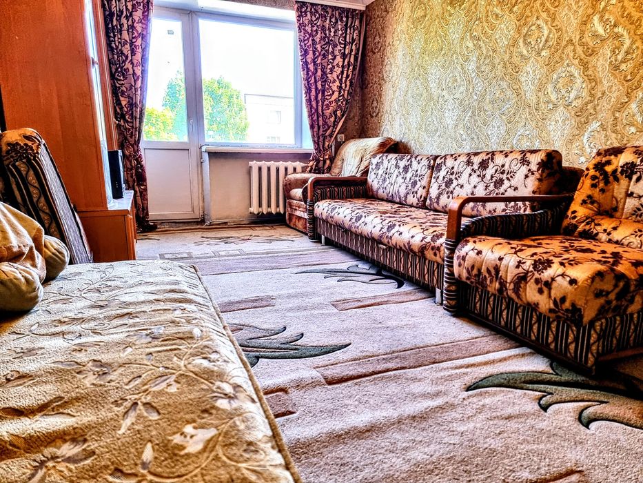 Подобово Новий Рік центр Либідь Плаза погодинно