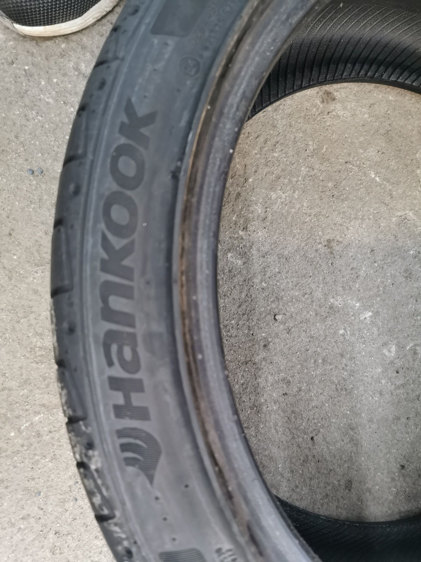 Para opon 235/40R19 96Y Hankook Ventus S1 evo2 z 2019 roku