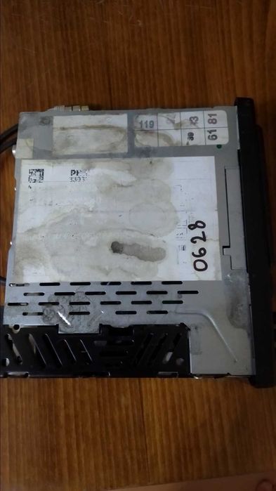 Продам магнитолу в авто Philips car 400