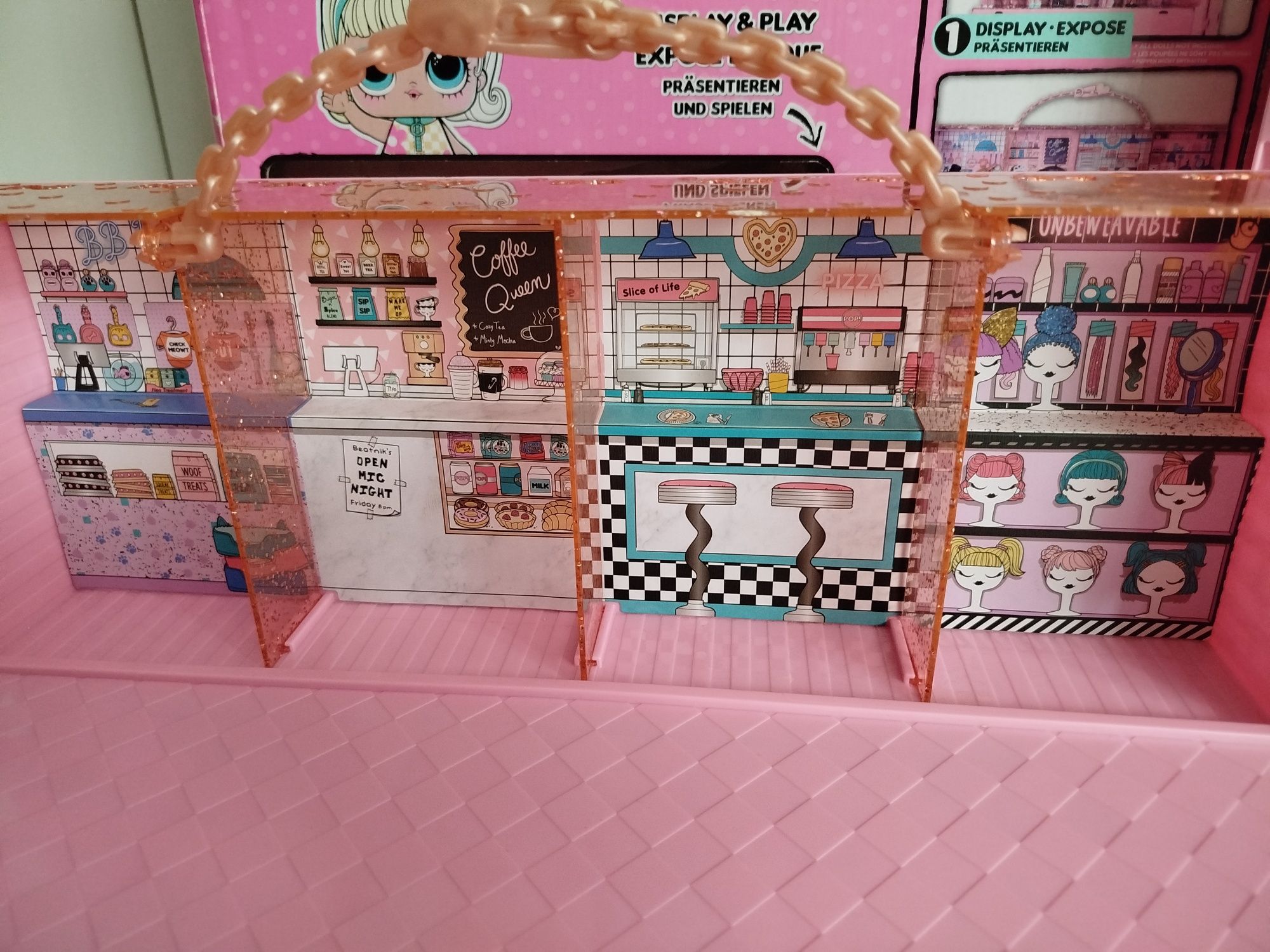 Zadbane Lol surprise domek butik półka pop up i 32 lalki