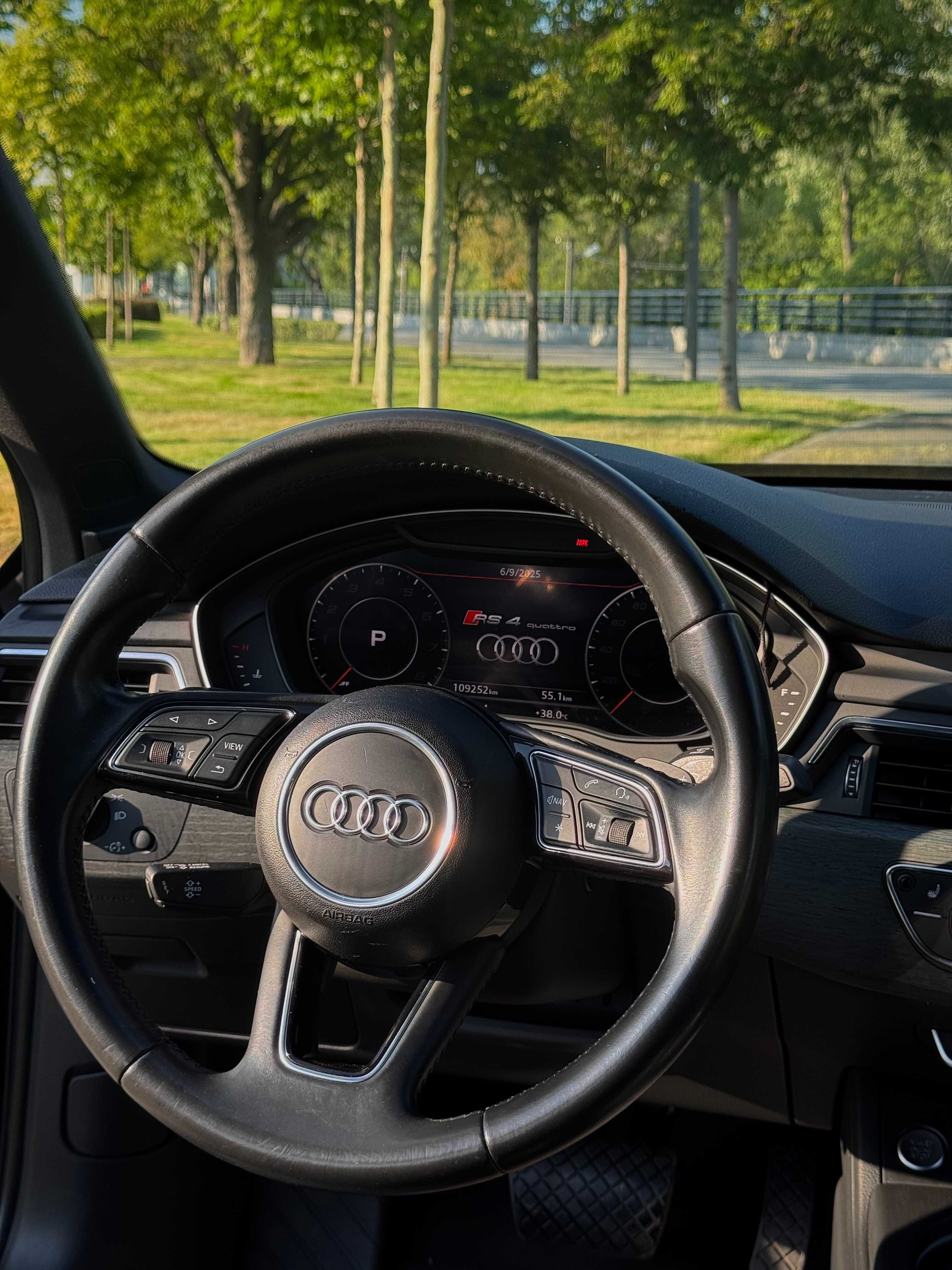 Audi A4 2.0 Premium Plus quattro