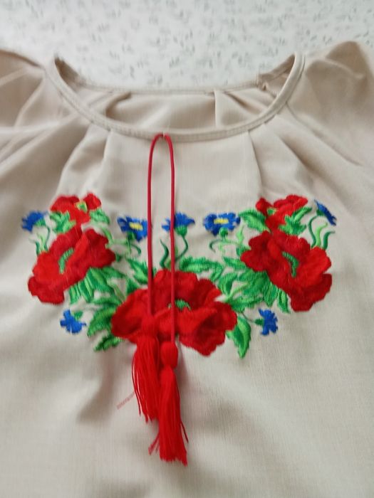 Вишивка сукня жіноча нова розмір 46.