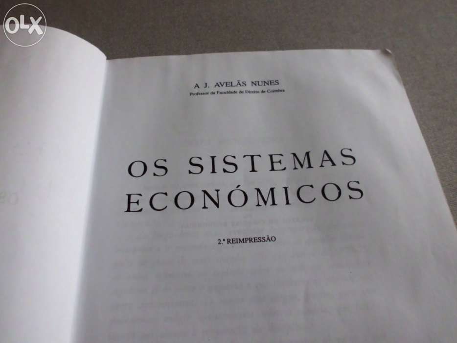 Os sistemas económicos de A.J. Avelãs Nunes