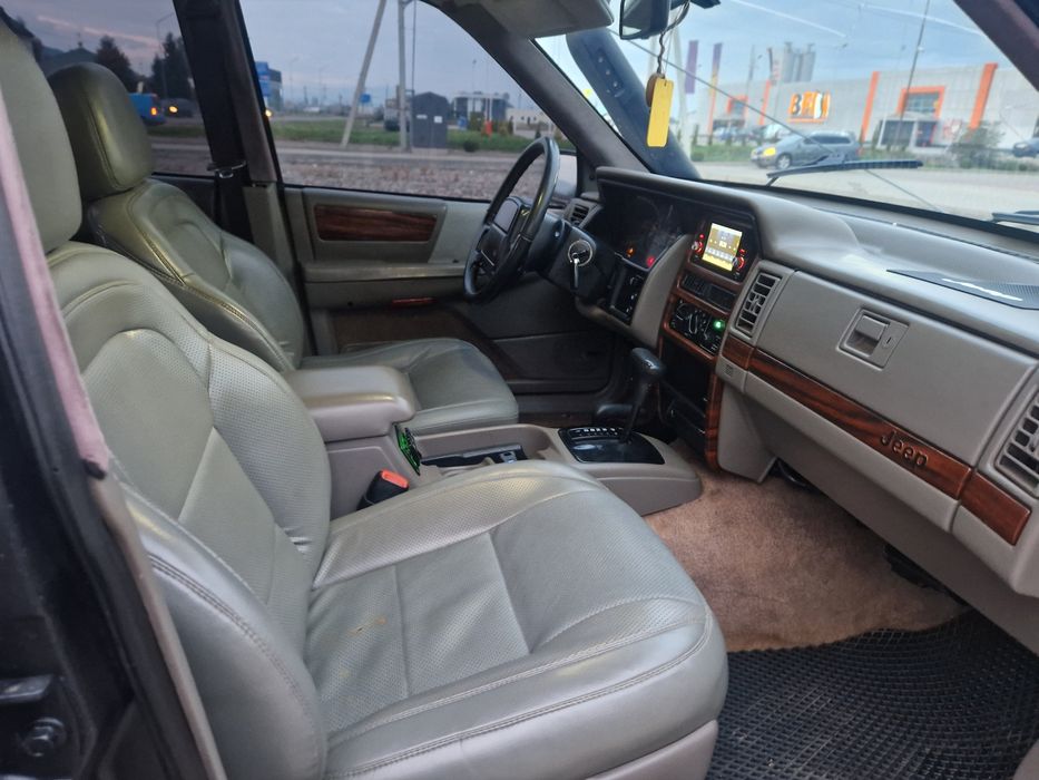 Jeep Cherokee 5.2 i-газ