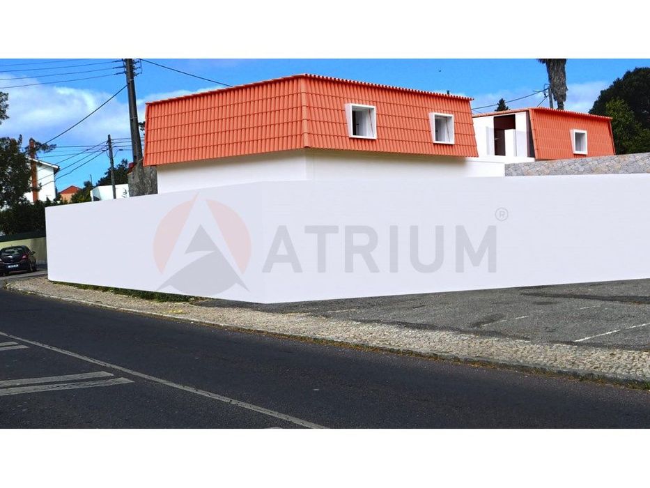 Moradia T2 Duplex com terreno, Belas