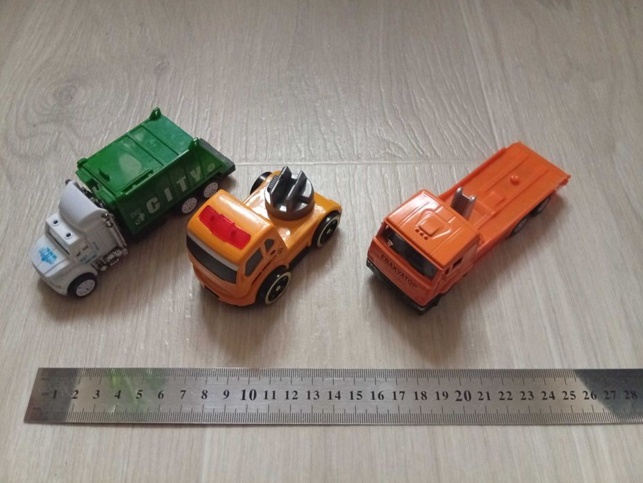 Машинки дитячі, іграшки для хлопчиків, модельні машини.