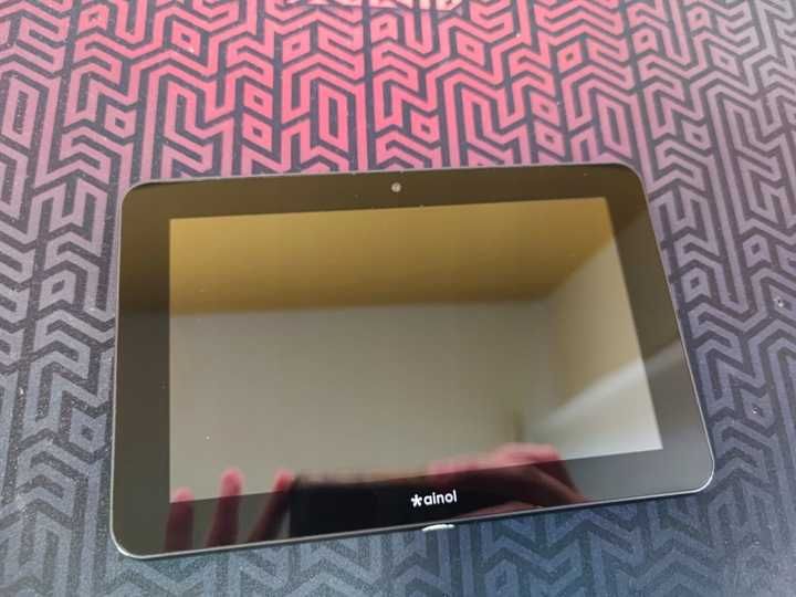 Etui do tabletu z klawiaturą+gratisy