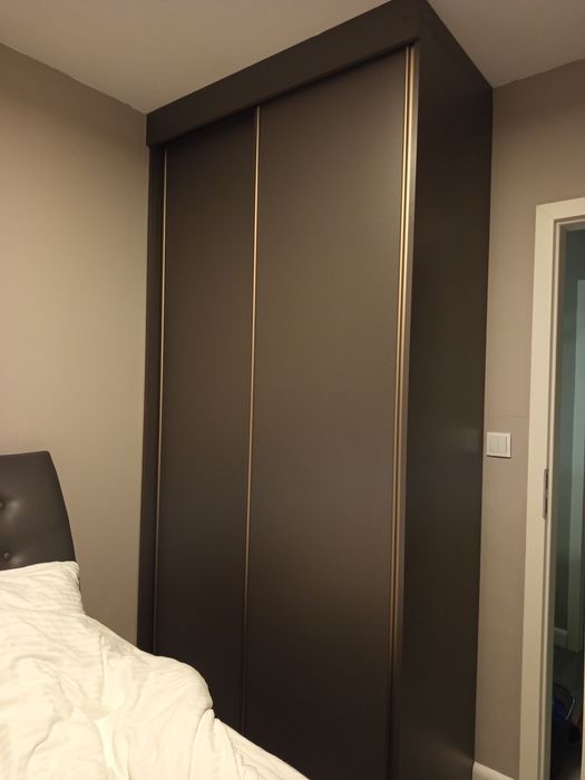 Szafa do sypialni długość 255, szerokość 123, głębokość 61