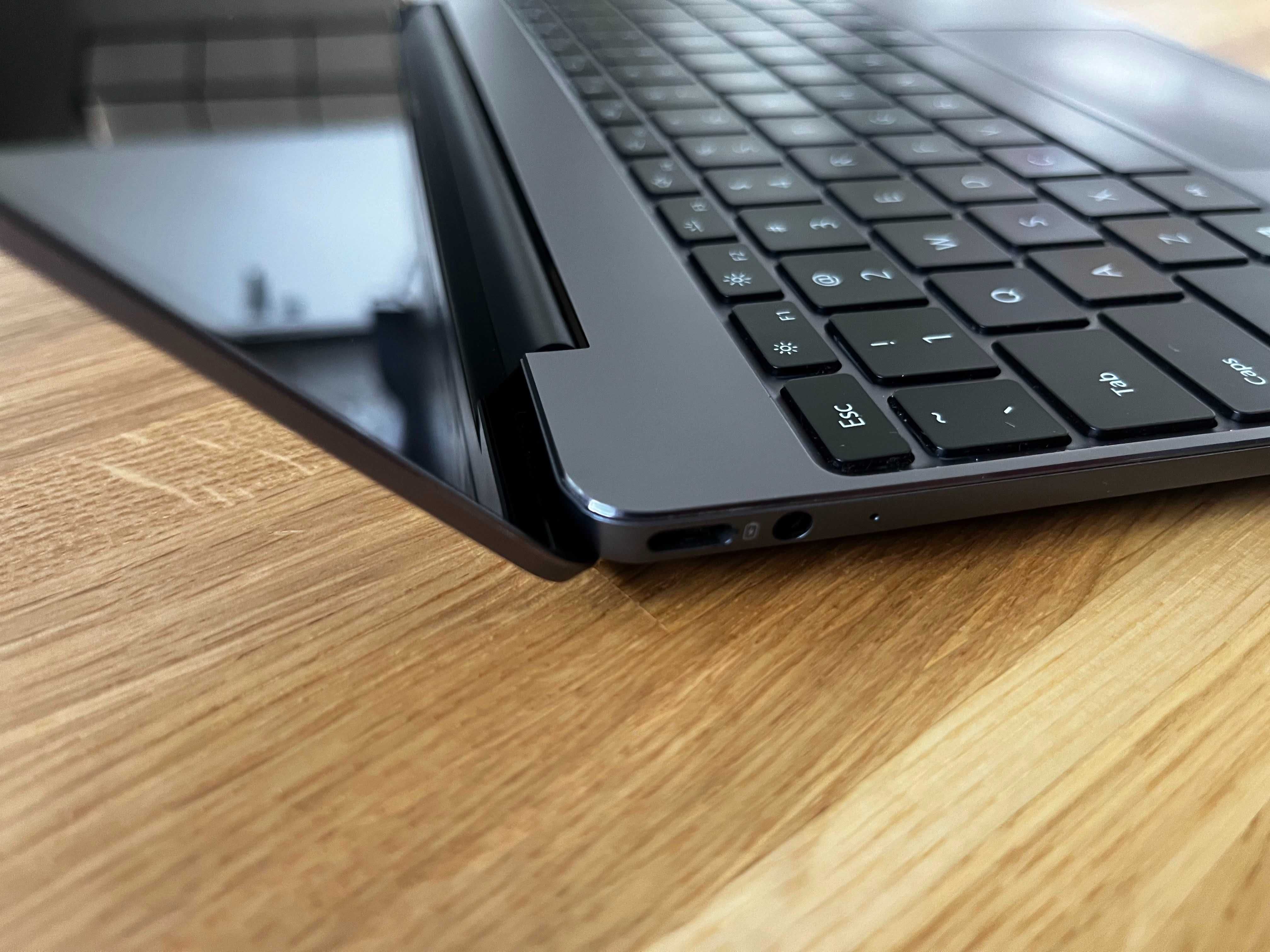 Huawei MateBook 13 (WRT-W19) - Intel i5-8265U / 256 GB SSD / 8GB RAM