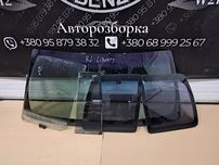 Скло стекло Jeep Cherokee KJ Liberty Джип Черокі 2001-2007