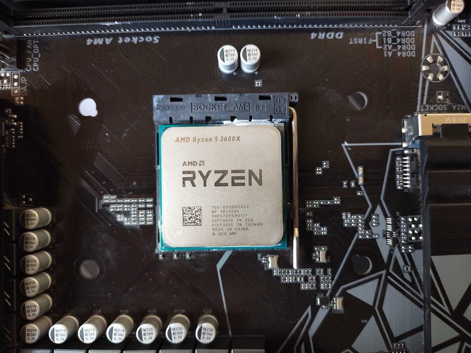 проц         AMD Ryzen 5 3600X