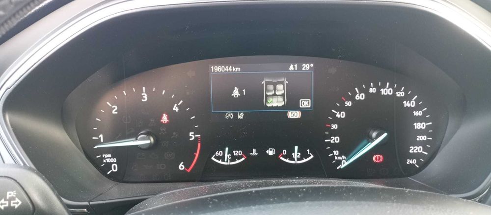 Ford Focus SW 1.5 TDCI ECOBLUE BUSINESS | Janeiro 2019 | 196.000 Km