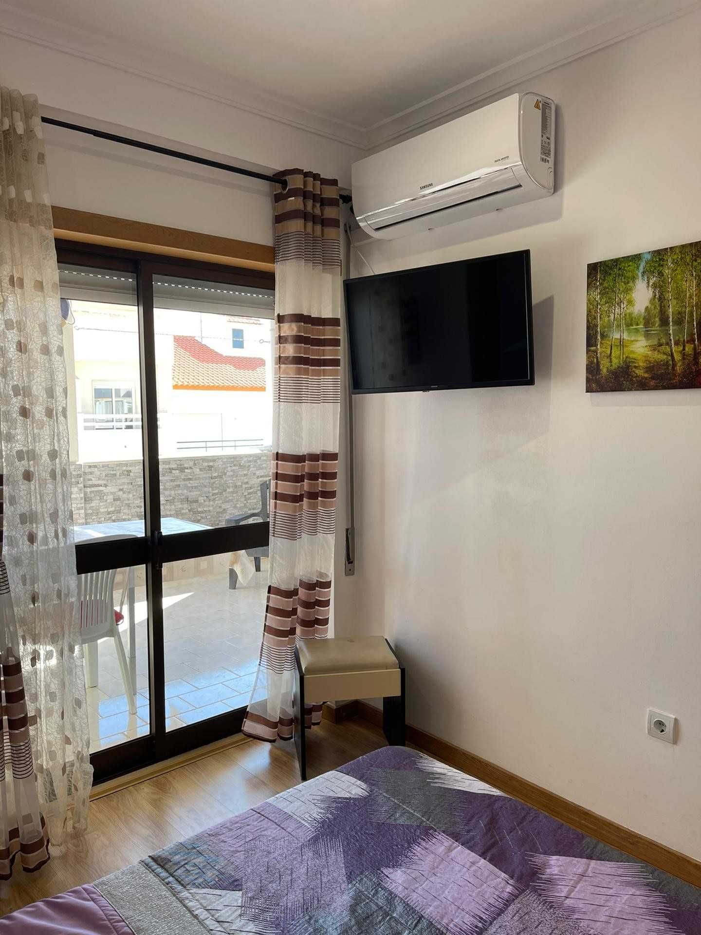 Apartamento T2 em Monte Gordo c/ AC e churrasqueira