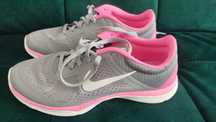 Buty sportowe Nike Training In Season S 39