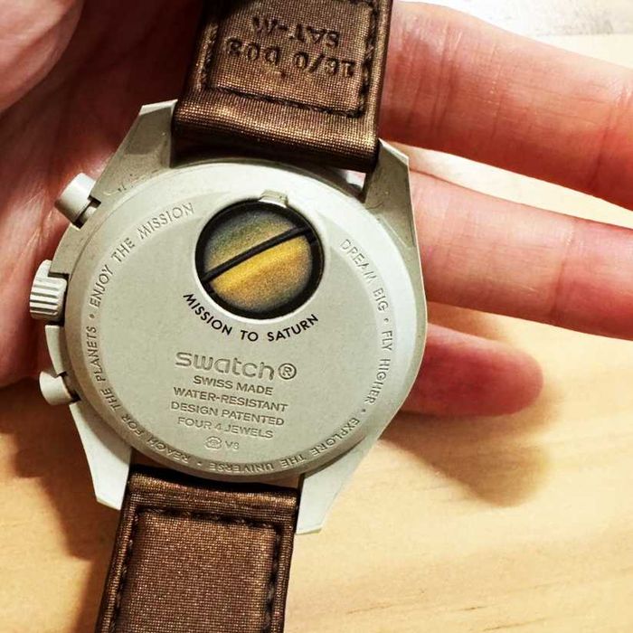 Limitowany zegarek Saturn - hit kolekcjonerski sezonu!