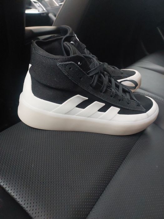 Кросівки Adidas НОВІ снікерcи осінні znsored 42 розмір 26.5 устілка