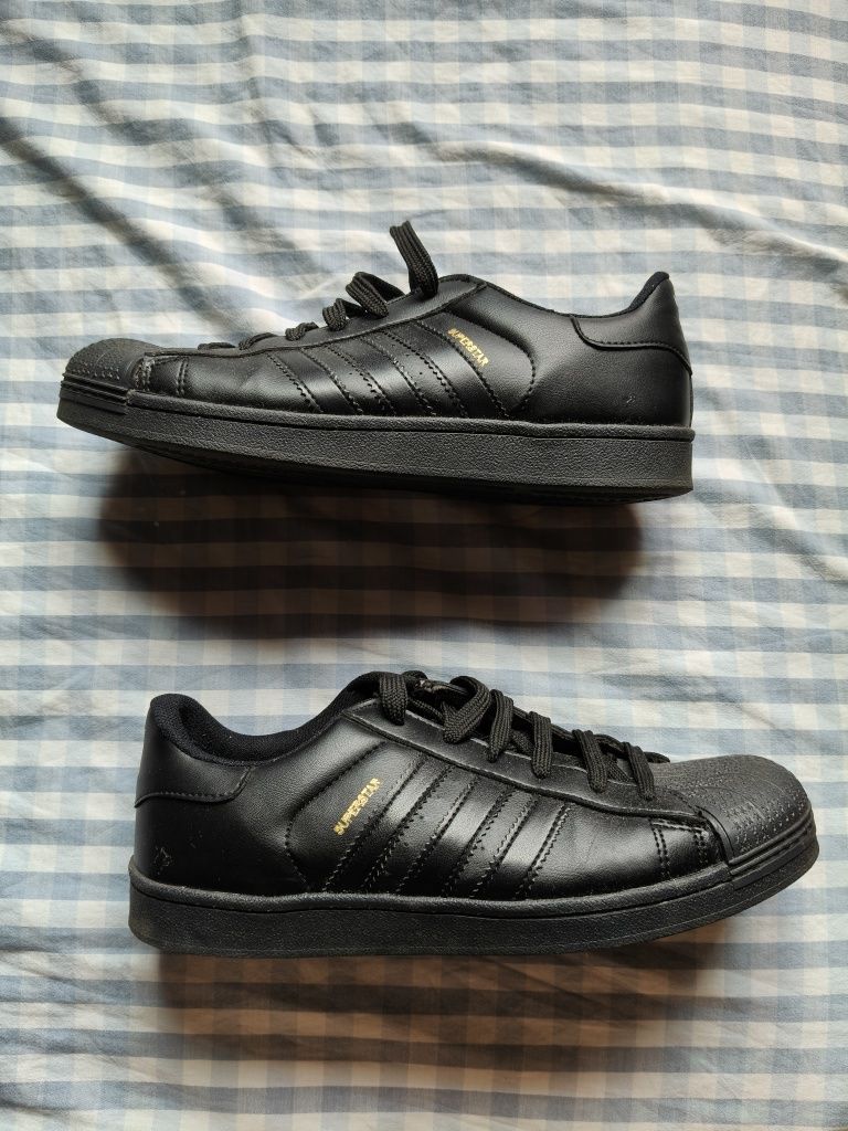 Tenis adidas superstar novos