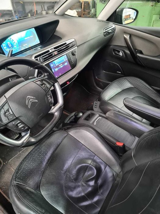 Citroën C4 Picasso BlueHDi 150 EAT6 Exclusive (2015) – Automático
