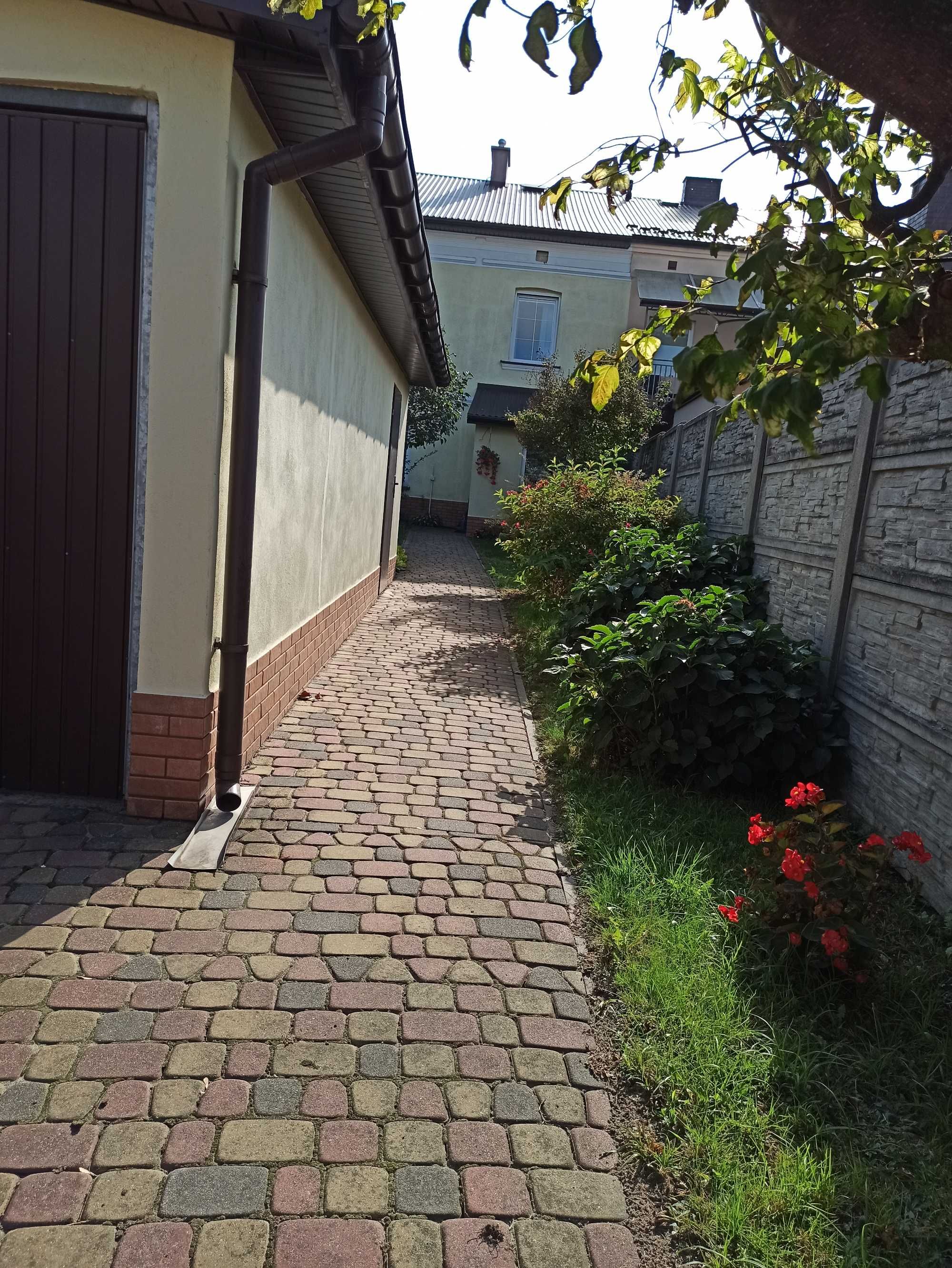 Dom 160m2 z lokalem  na działalność w Nowym Mieście nad Pilicą